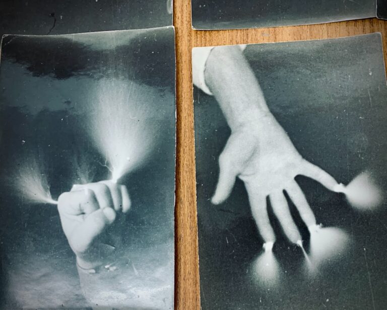 Photo manipulation through images