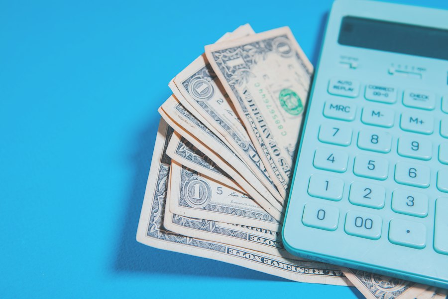 Photo evaluate monthly expenses