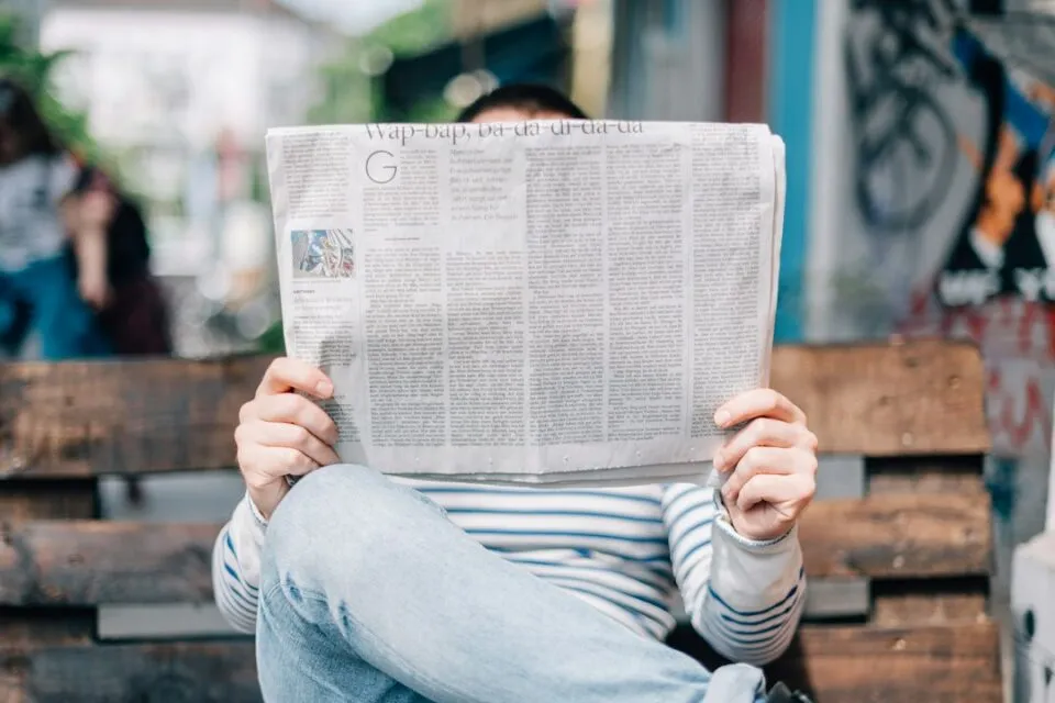 Photo newspaper analysis research recommendations